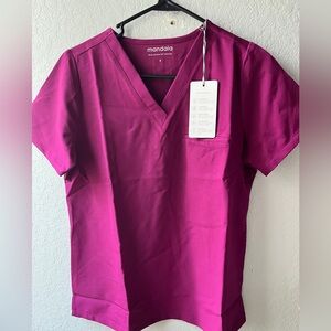 Sangria mandala scrub top small